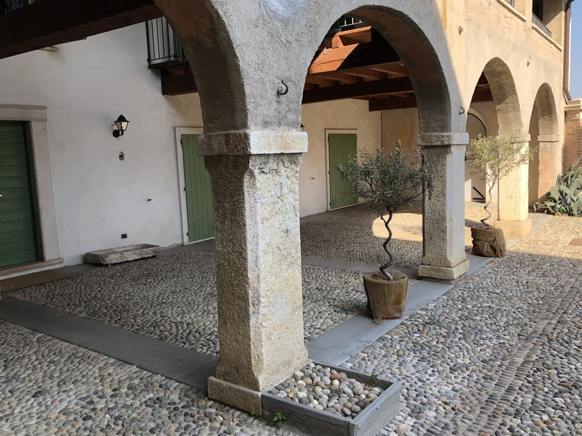 Agrigturismo Monte Cicogna Villa Moniga del Garda Екстериор снимка